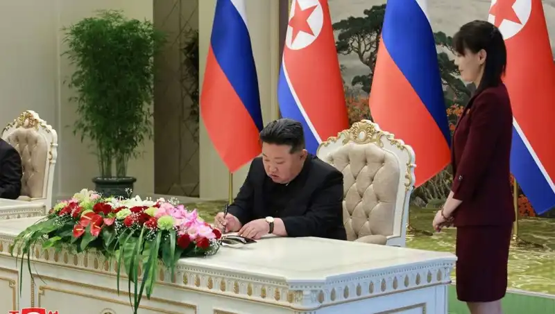 Kim Jong Un'un Kız Kardeşi'nden ABD'ye Sert Nükleer Uyarı!
