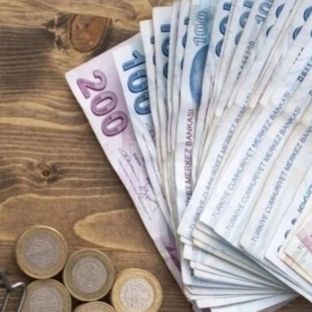 Emekli Maaşları 2024 Yılında Ne Kadar Olacak?