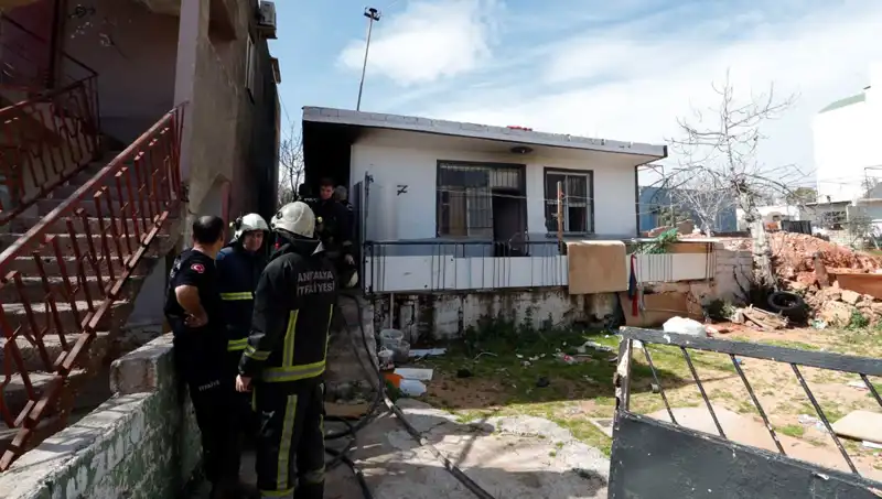 Antalya'da Gecekondu Yangını: Trajik Olayın Sırrı Ne?