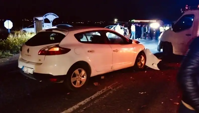 Baş döndüren trafik kazasında bir kişi hayatını kaybetti, yedi yaralı!