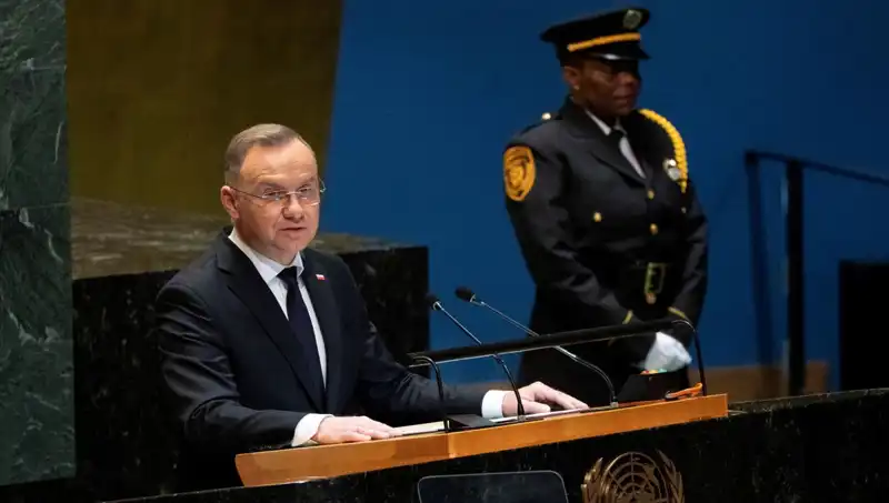 Polonya Cumhurbaşkanı Duda'dan Şaşırtan Açıklama: "ABD Nükleer Silahları Yerleştirsin"