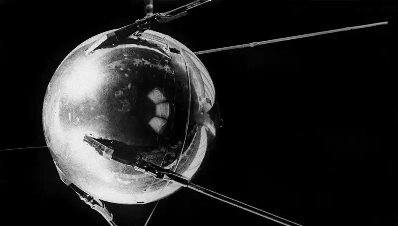 Sovyet Uzay Aracı 1972'den Beri Kontrolsüz, Dünya'ya Düşüşü Beklenen Tehlike!