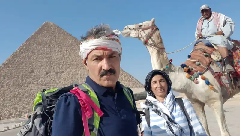 Şırnaklı Çiftin İnekleriyle 6 Kıtada 40 Ülke Seyahati!