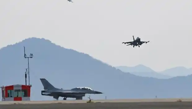 Güney Kore'deki Askeri Tatbikat Kazası: Savaş Uçağı Yanlışlıkla Köyü Bombaladı