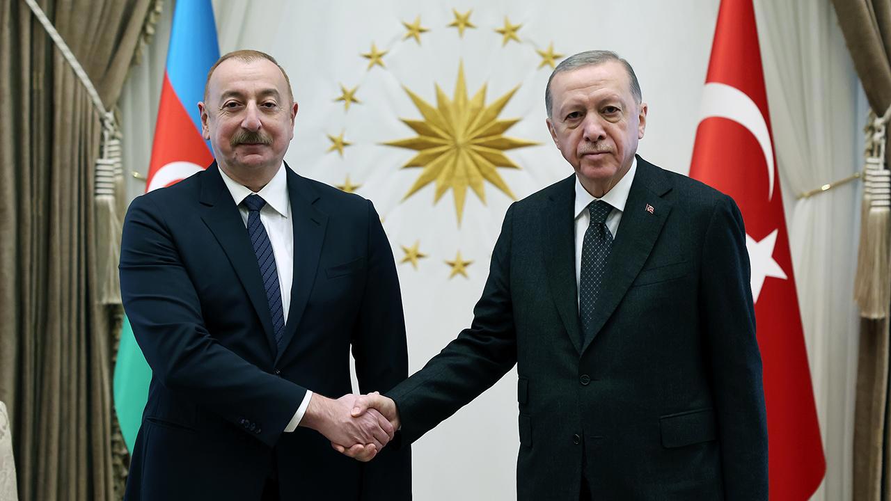 Cumhurbaşkanı Erdoğan, Aliyev ile bir araya geldi