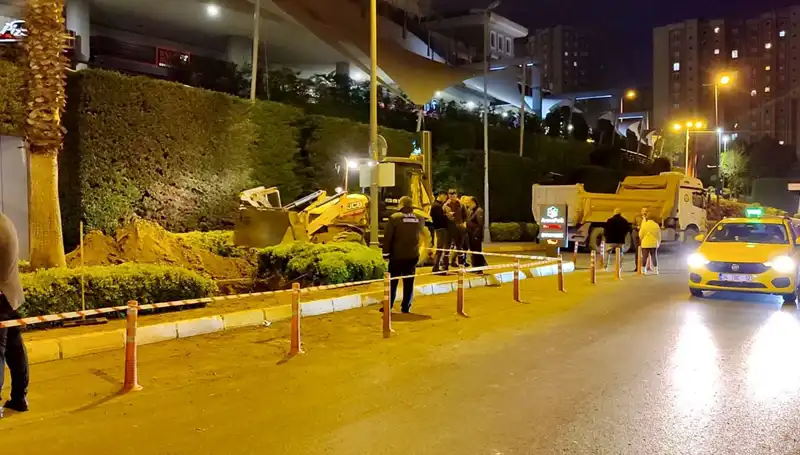 Avm Girişinde Doğalgaz Paniği: Alışveriş Yaparken Neler Oluyor?