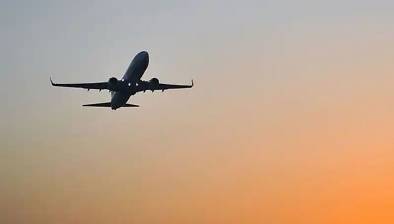 İstanbul’a Uçuşlar Yeniden Başlıyor: THY ve Pegasus Uçakları Geri Dönüyor!