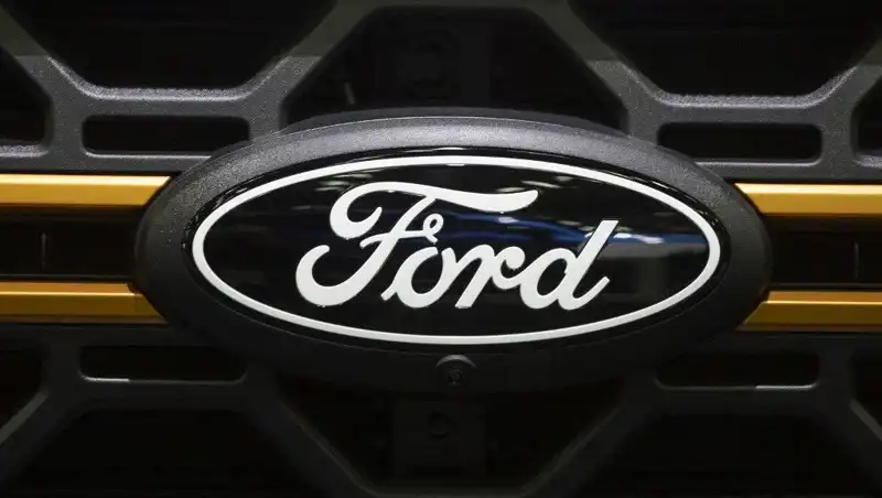 ABD'de 1,3 Milyon Ford Kamyonette Güvenlik İncelemesi Başlatıldı