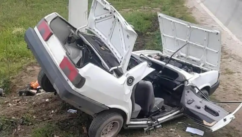 İzmir'de Korkunç Kaza: İki Kuzen Hayatını Kaybetti