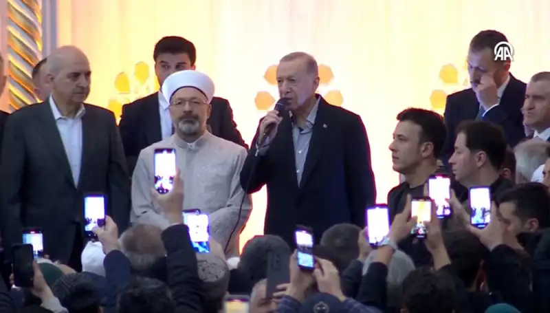 Erdoğan, Terörle Mücadelede Sınırsız Tahammül Gösteremeyeceklerini Vurguladı
