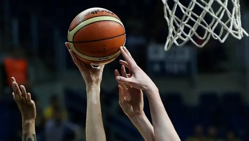 Fenerbahçe ve Beşiktaş Kadın Basketbolunda Yarı Final Heyecanı