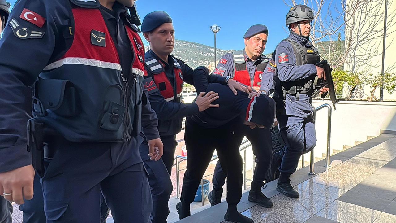 Interpol'un aradığı şüpheli Bodrum'da yakalandı