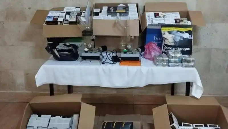 İçki Fabrikasında Binlerce Makaron Ele Geçirildi: İşte Detaylar