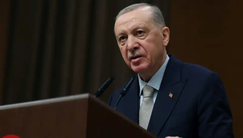 Cumhurbaşkanı Erdoğan'dan Sokak Terörü Açıklaması: Soygun Perdeleme Mi?