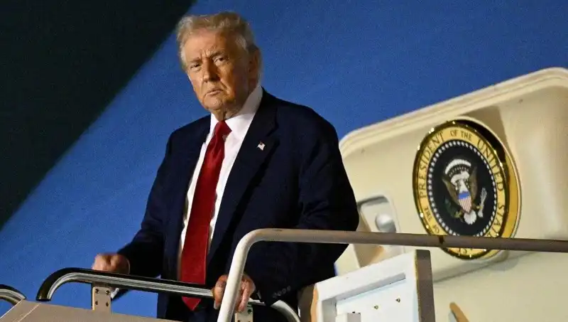 Katar'ın 400 Milyon Dolarlık Jetinin Trump'a Uçuşuna Dair Tüm Ayrıntılar