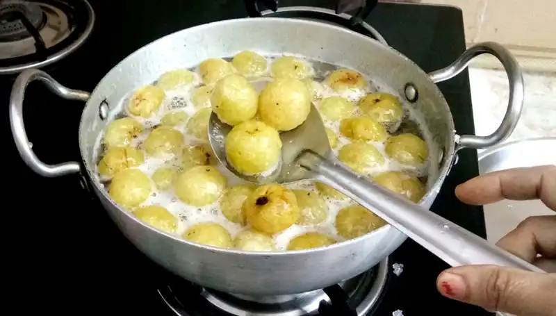 C Vitaminini Doğal Yollarla Artırmanın Yolu: Aç Karnına Bir Bardak Yeter