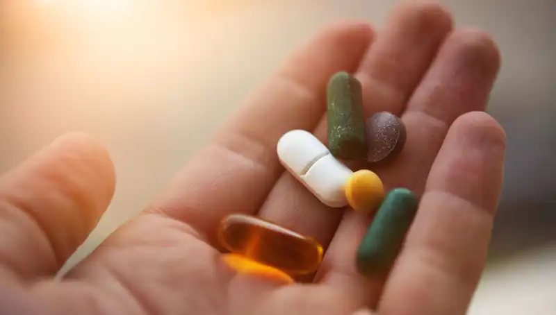 ABD'li Doktordan Şaşırtan Uyarı: Bu 3 Vitamin Takviyesinden Kesinlikle Uzak Durun