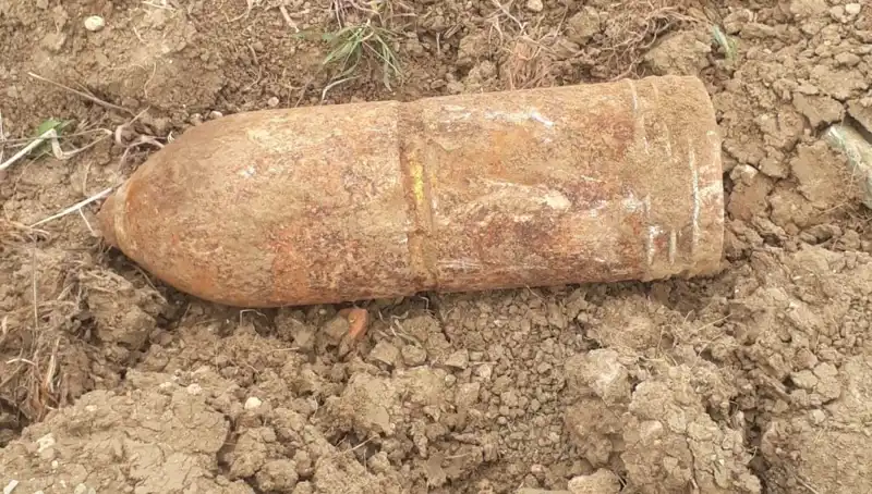 Çanakkale'de Tarihin Sırları: Patlamamış Top Mermisi Bulundu