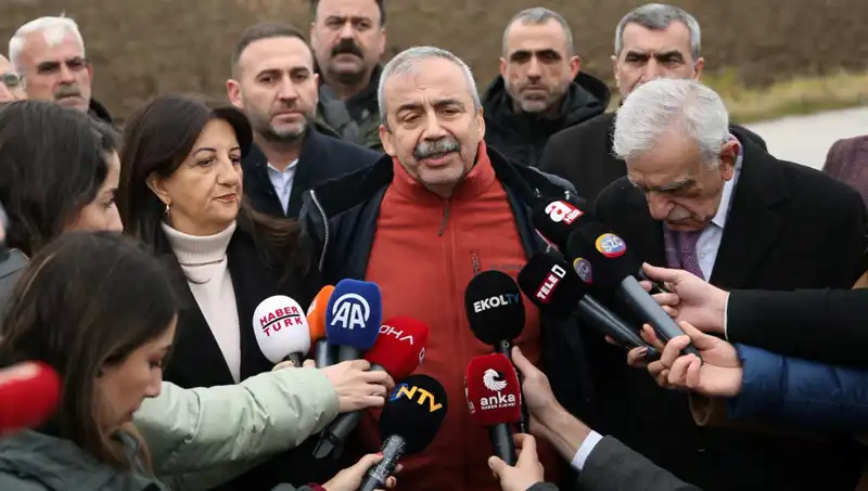 İmralı’dan PKK’ya Tarihi Çağrı: Öcalan’ın Şartları Neler?